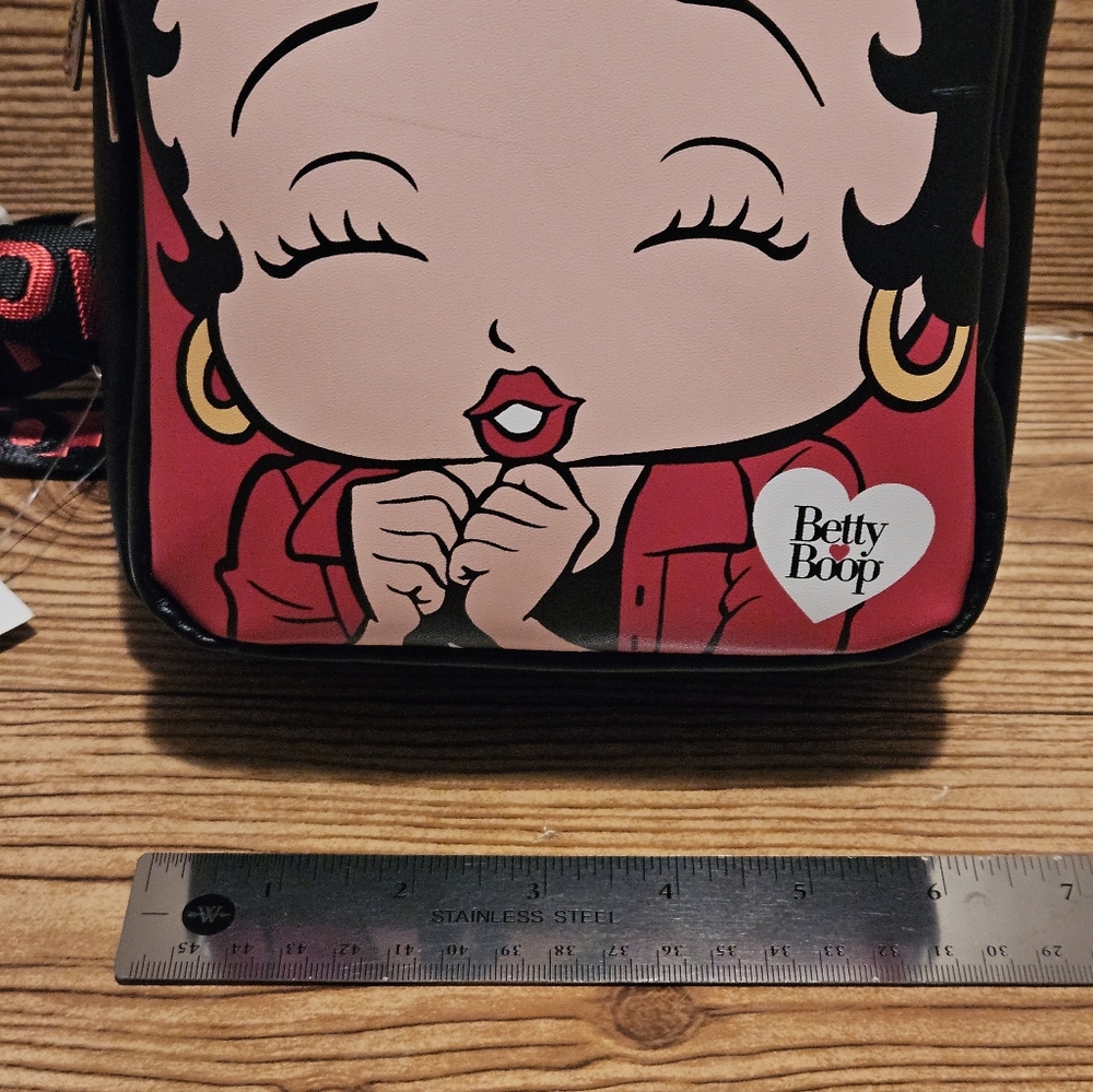Betty Boop Black and Red Sling Bag Purse Backpack - Picture 8 of 8